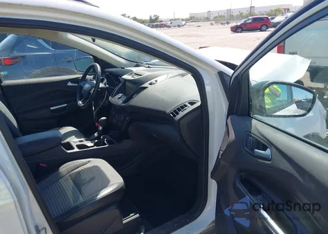 2017 Ford Escape Se из США, поврежденный, VIN 1FMCU0G99HUE48419